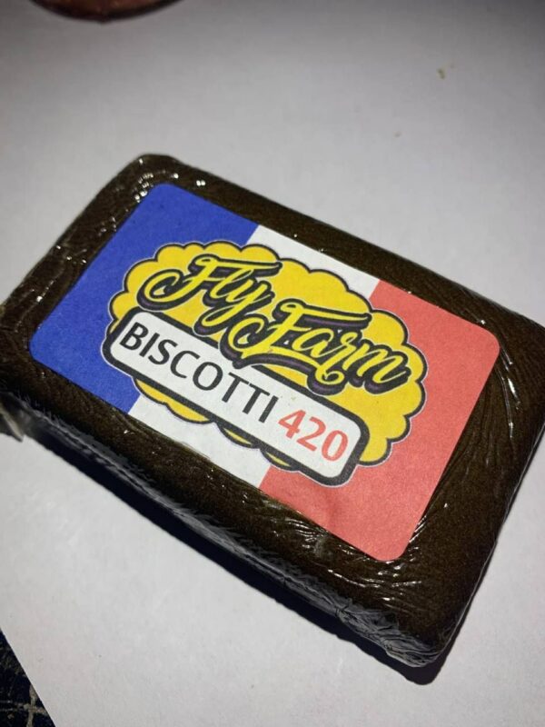 Fly Farm BISCOTTI420